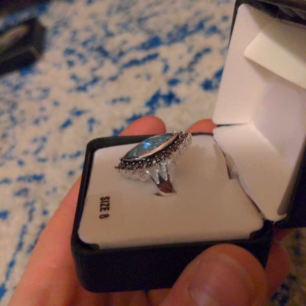Ring - Picture 3 of 4